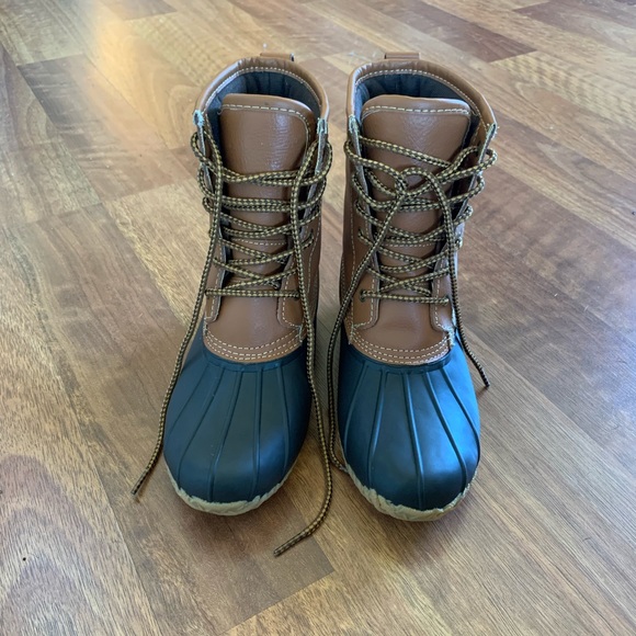womens duck boots target